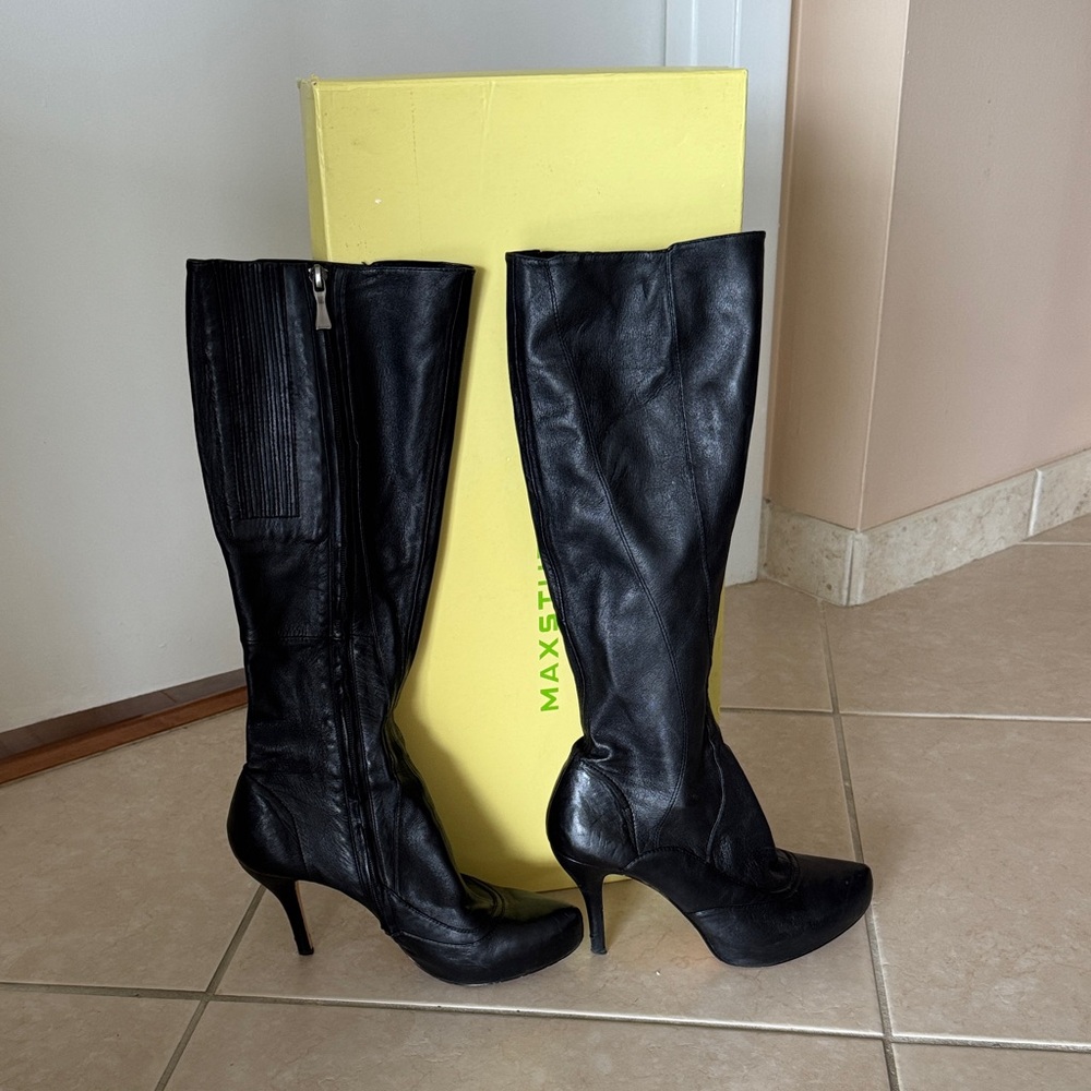 Max Studio Black Napa Glove Leather Heeled Boots Size 7.5